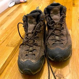 OBOZ Hiking Boots
